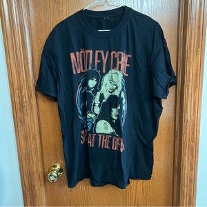 NWOT Black Motley Crue T-shirt Size XXL